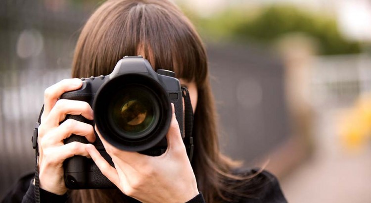 How to Take a Flattering Picture